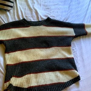 sweater XS cream brown gray colors and is long sleeve.